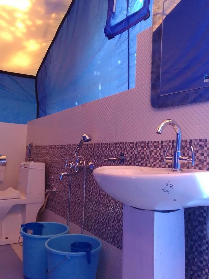 Sernang Homestay ハンダル エクステリア 写真